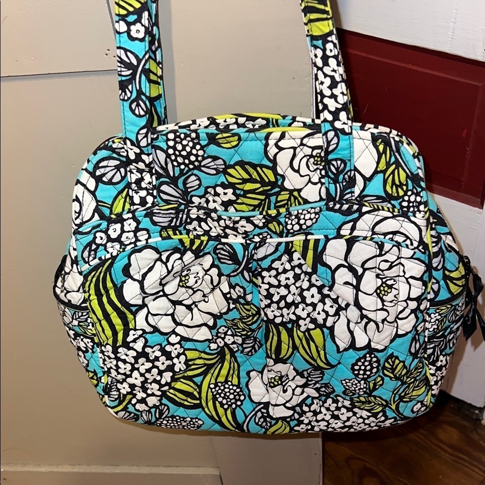 Vera Bradley Sweet Pleat Tote w/ Side Pocket in Island Blooms Retired